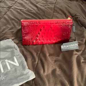 Brahmin wristlet